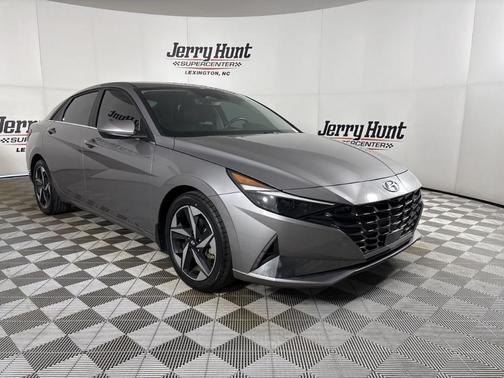 2022 Hyundai ELANTRA Limited