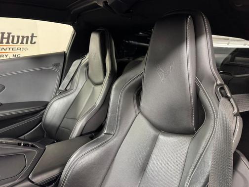 2020 Chevrolet Corvette Stingray w/1LT