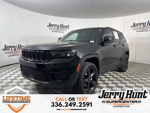 2022 Jeep Grand Cherokee Altitude