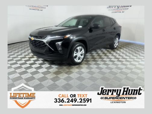 2025 Chevrolet Trax LS