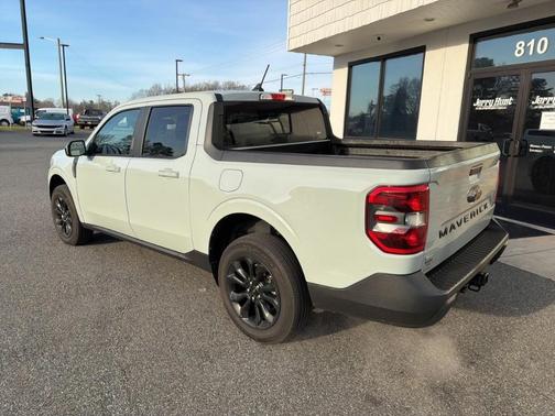 2023 Ford Maverick Lariat