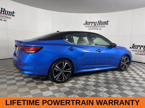 2022 Nissan Sentra SR