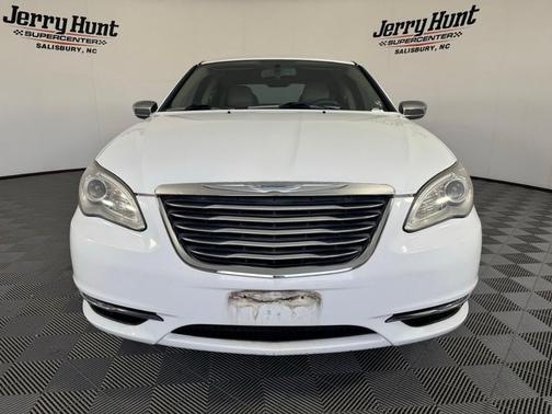 Bright White Clearcoat 2014 Chrysler 200 Limited