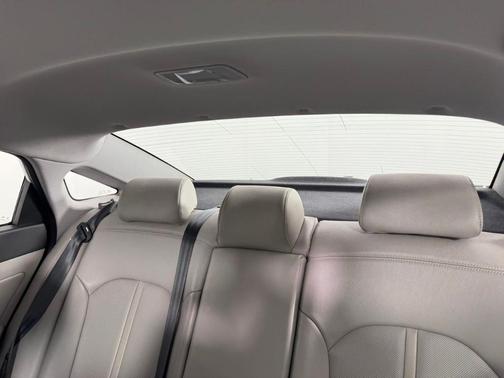 2019 Hyundai SONATA Limited