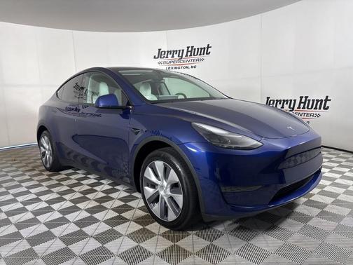 2024 Tesla Model Y Standard Range