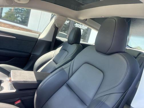White 2023 Tesla Model 3 Base