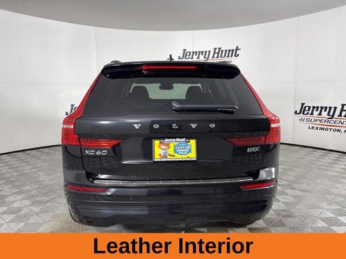 Onyx Black Metallic 2023 Volvo XC60 B5 Core