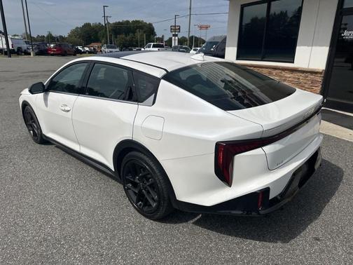 2025 Kia K4 GT-Line Turbo