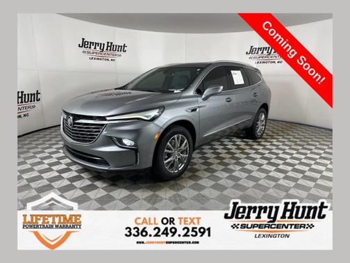 2023 Buick Enclave Essence