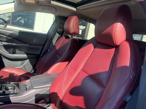 2023 Mazda CX-30 2.5 S Carbon Edition