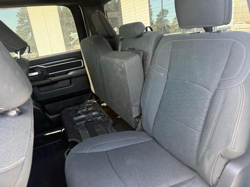 Bright White Clearcoat 2025 RAM 2500 Big Horn