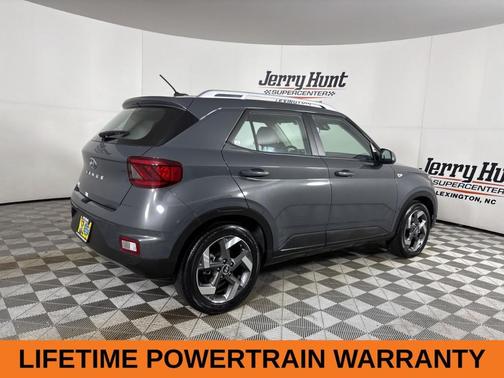 2024 Hyundai VENUE Limited