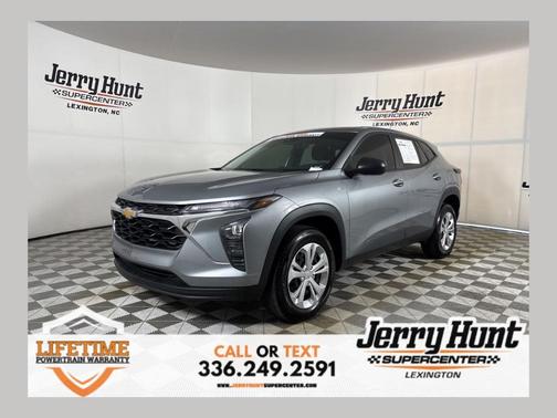 Sterling Gray Metallic 2024 Chevrolet Trax LS