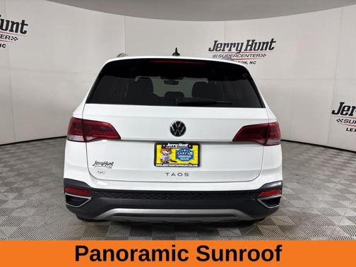 2024 Volkswagen Taos 1.5T SE