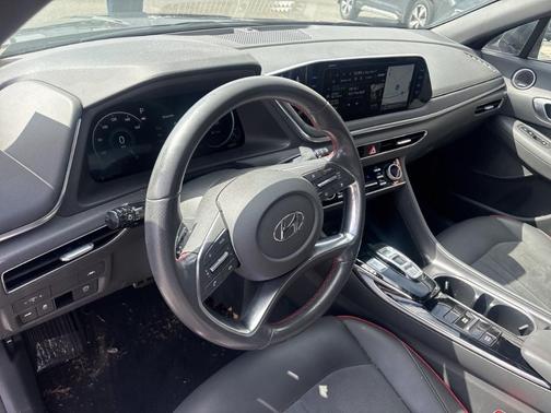 2022 Hyundai SONATA SEL Plus