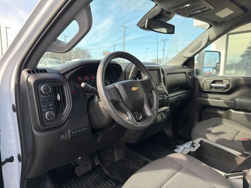 2024 Chevrolet Silverado 3500 WT