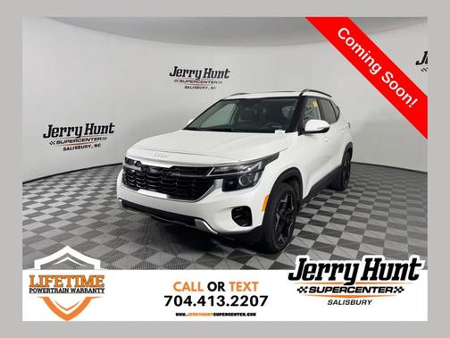 Snow White Pearl 2025 Kia Seltos EX