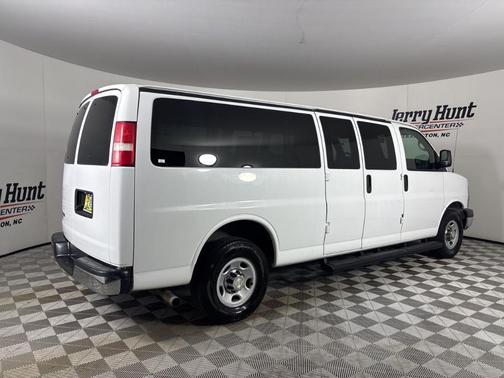 2013 Chevrolet Express 3500 LT