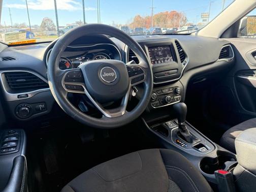 2020 Jeep Cherokee Latitude