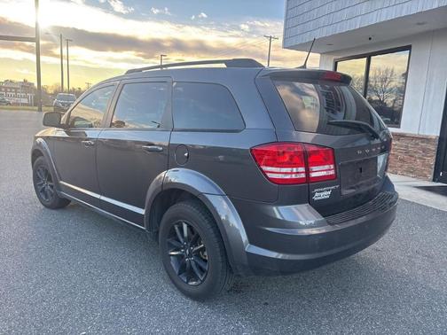2020 Dodge Journey SE Value