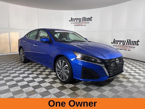 2025 Nissan Altima SL