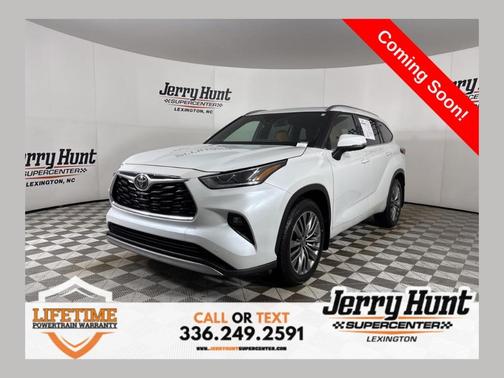 2022 Toyota Highlander Platinum