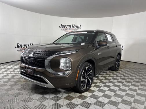 2023 Mitsubishi Outlander PHEV SEL