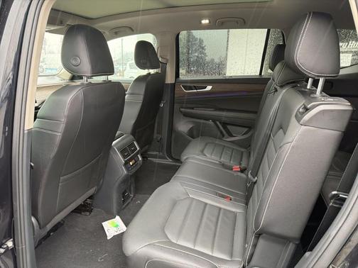 2025 Volkswagen Atlas 2.0T SEL