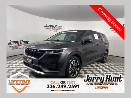 2024 Kia Carnival EX