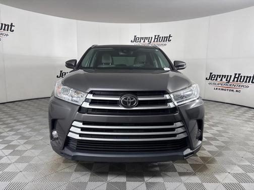 2017 Toyota Highlander