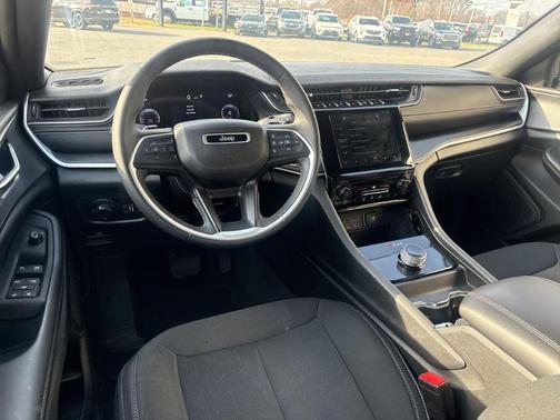 2024 Jeep Grand Cherokee Laredo