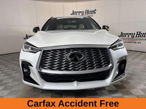 2023 INFINITI QX55 LUXE