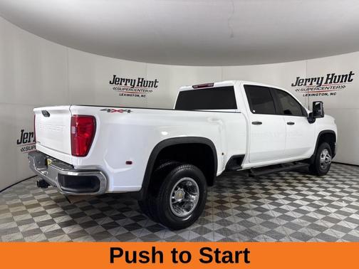 2025 Chevrolet Silverado 3500 WT