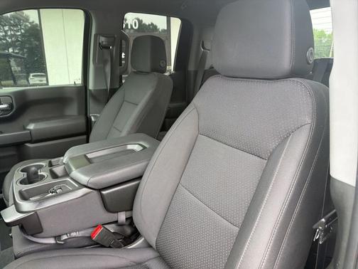 Sterling 2023 GMC Sierra 1500 Pro