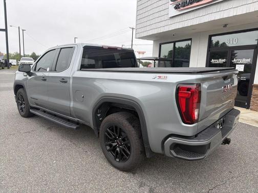 Sterling 2023 GMC Sierra 1500 Pro