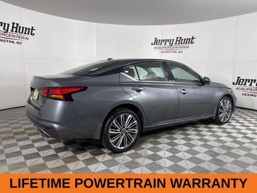 2024 Nissan Altima 2.5 SL