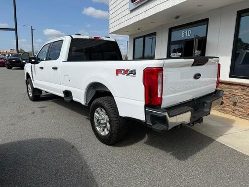 White 2024 Ford F-350 XLT