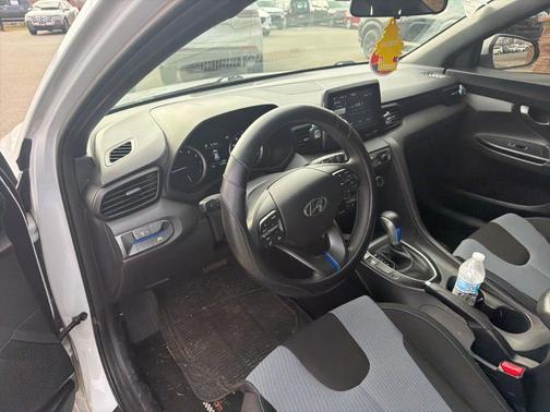 2019 Hyundai Veloster 2.0