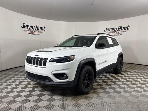 Bright White Clearcoat 2022 Jeep Cherokee X