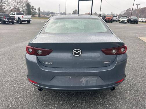 2022 Mazda Mazda3 Carbon Edition