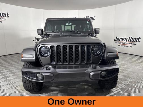 2021 Jeep Gladiator Overland