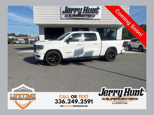 Bright White Clearcoat 2022 RAM 1500 Laramie