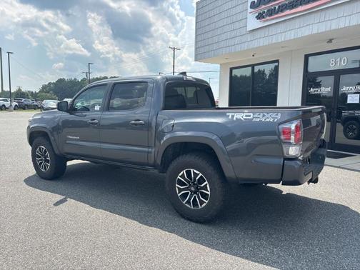 2022 Toyota Tacoma TRD Sport