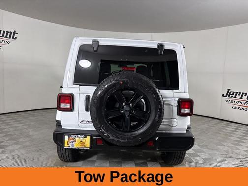 2021 Jeep Wrangler Unlimited Sahara Altitude