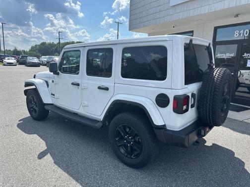 2021 Jeep Wrangler Unlimited Sahara Altitude
