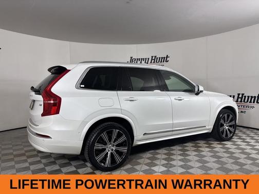 2024 Volvo XC90 B6 Plus Bright Theme 7-Seater