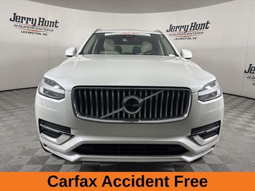 2024 Volvo XC90 B6 Plus Bright Theme 7-Seater