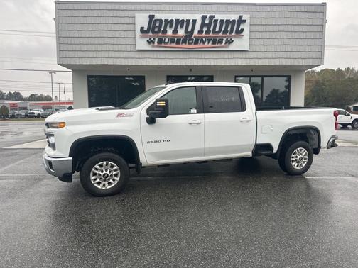 2024 Chevrolet Silverado 2500 LT