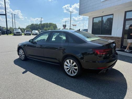 2018 Audi A4 2.0T ultra Premium