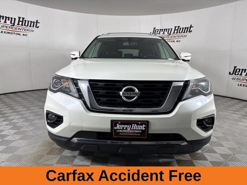 2020 Nissan Pathfinder Platinum